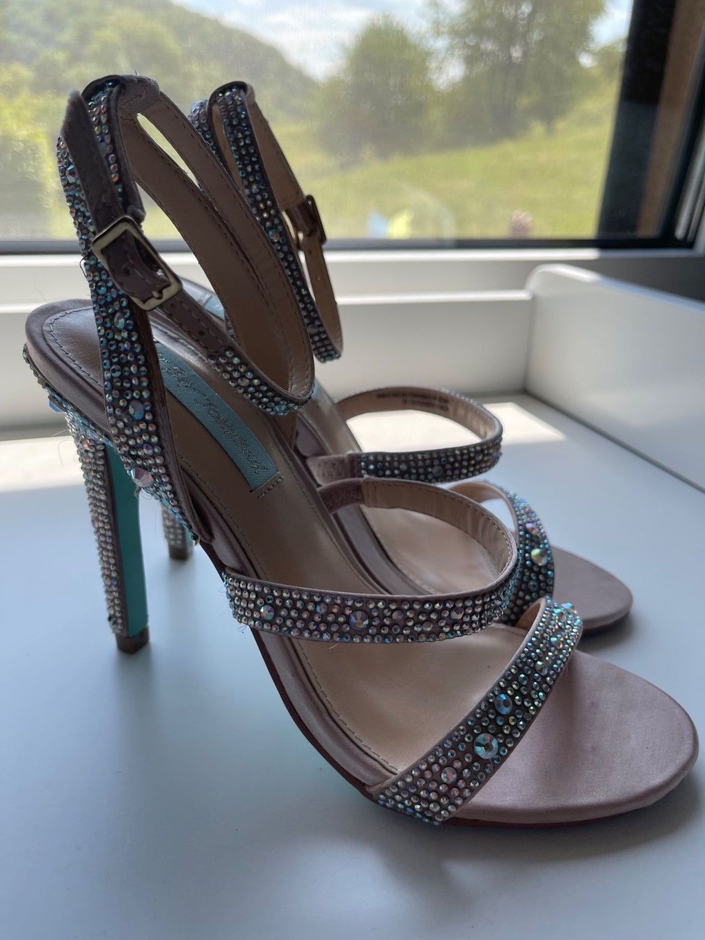 Scarpe da donna: NEU! Glitzer-Sandaletten Gr.36 – Nuovo (secondo la descrizione) da Schönenwerd venduto da d.chiara