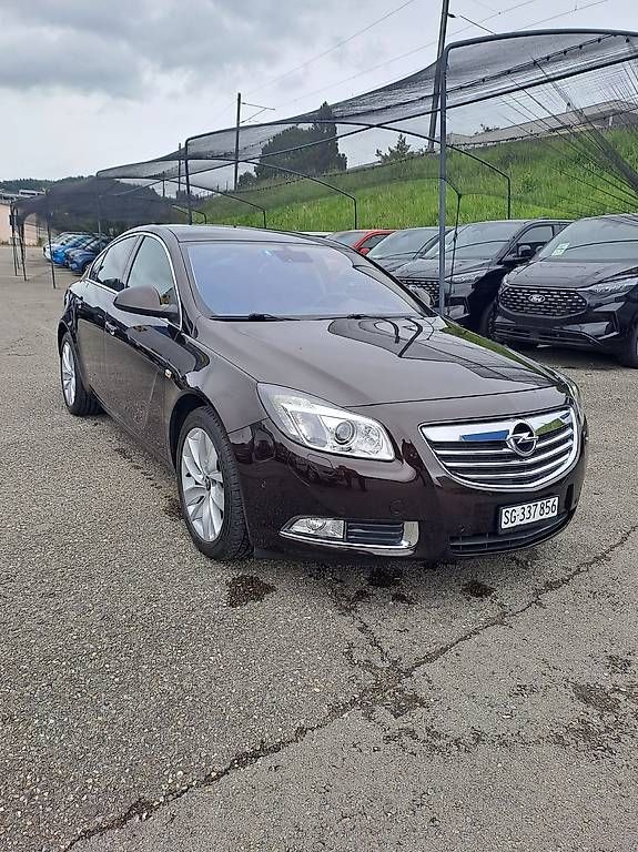 Automobili: Opel Insignia 2.0 T 4x4 Cosmo – Usato da Rorschach venduto da tre_r5sd