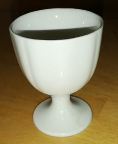 Altre Stoviglie: WEDGWOOD ETRURIA Eierbecher weiss – Nuovo (secondo la descrizione) da Wolfhalden venduto da Elisabeth_b 1