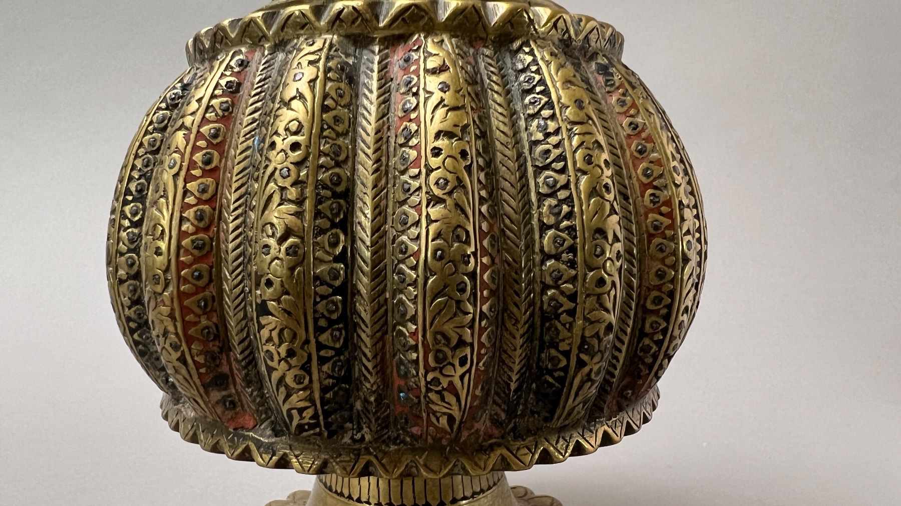 Wasserpfeifen: WASSERPFEIFFE-HOUKAH um 1900 / INDIEN – Gebraucht aus Basel von herr_majesty 2