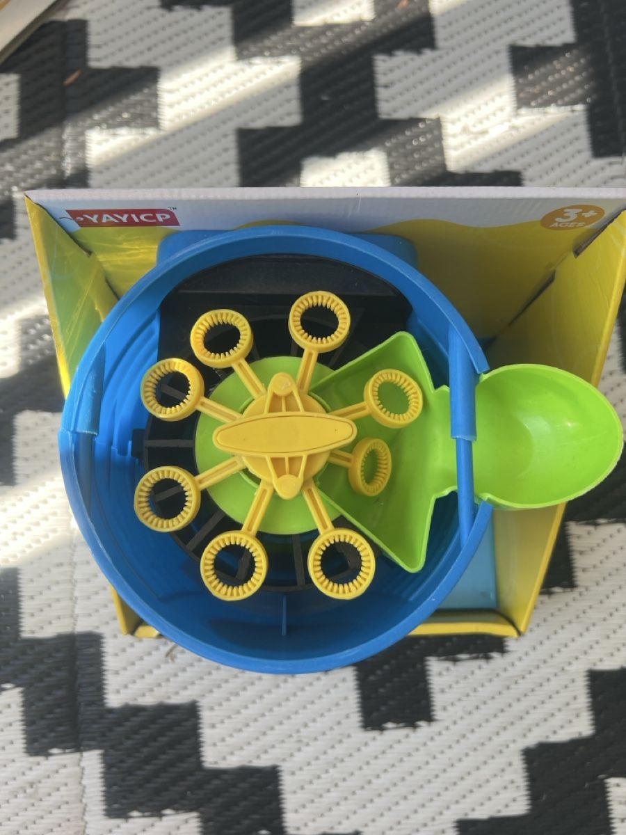 Alle Maschinen: Seifenblasenmaschine Bubble Machine elektrisch – Neu und originalverpackt aus Basel von Isi_takes_it_easy 2