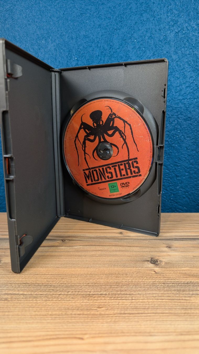 Tutti i DVDs: Monsters DVD – Usato da Flumenthal venduto da Neondrian 2