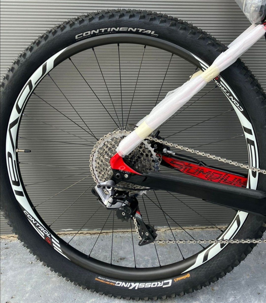 Specialized Pezzi di ricambio: Roval control SL carbon laufrader – Usato da Bosco Luganese venduto da pagnamen 2