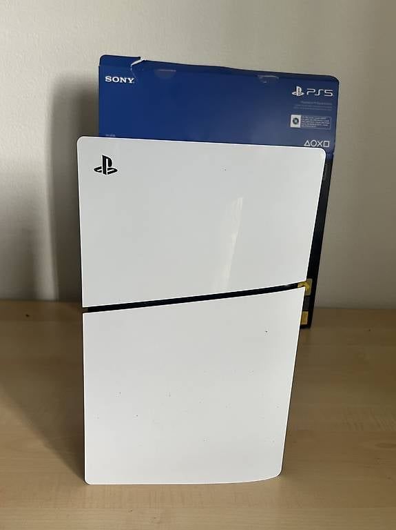 Console: Playstation 5 Digital Edition Slim 1TB – Usato da Zürich venduto da car_2crh 1