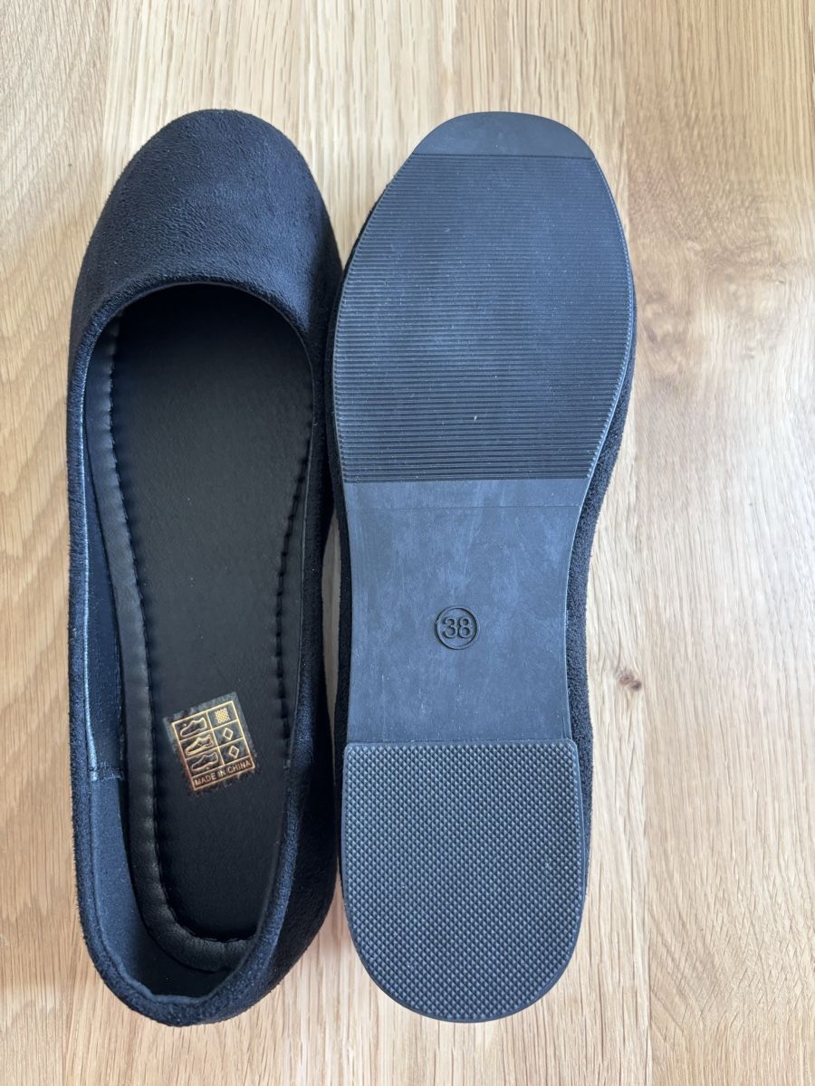 Scarpe da donna: Schwarze Ballerina – Nuovo e nell'imballaggio originale da Nussbaumen AG venduto da Felix2016 1