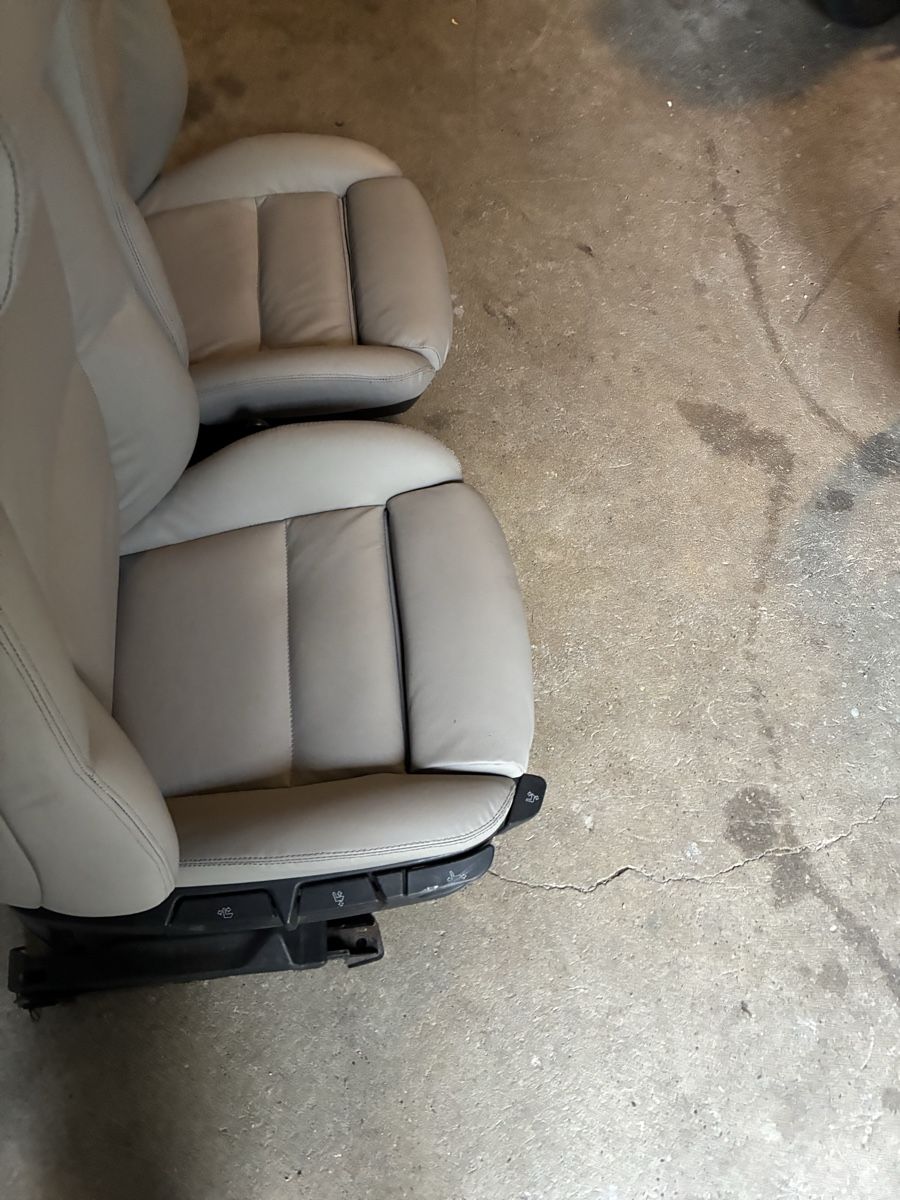 BMW Tutti pezzi di ricambio auto: BMW E 36 Sitze – Usato da Grenchen venduto da Netii10 6