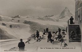 GORNERGRAT - Sur la Terrasse de l'Hôtel