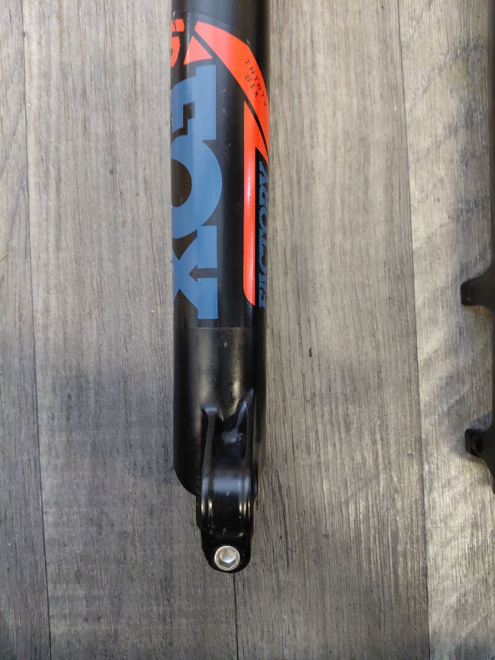Fox Pezzi di ricambio: Fox Federgabel – Usato da Malans GR venduto da Frevio_Bike 1