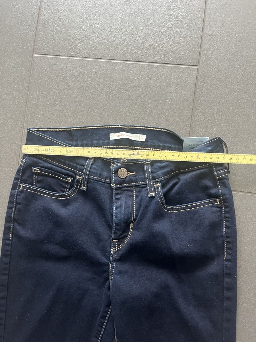 Levi's Jeans: Levis Jeans Super Skinny – Gebraucht aus Reinach BL von Jorge20 1