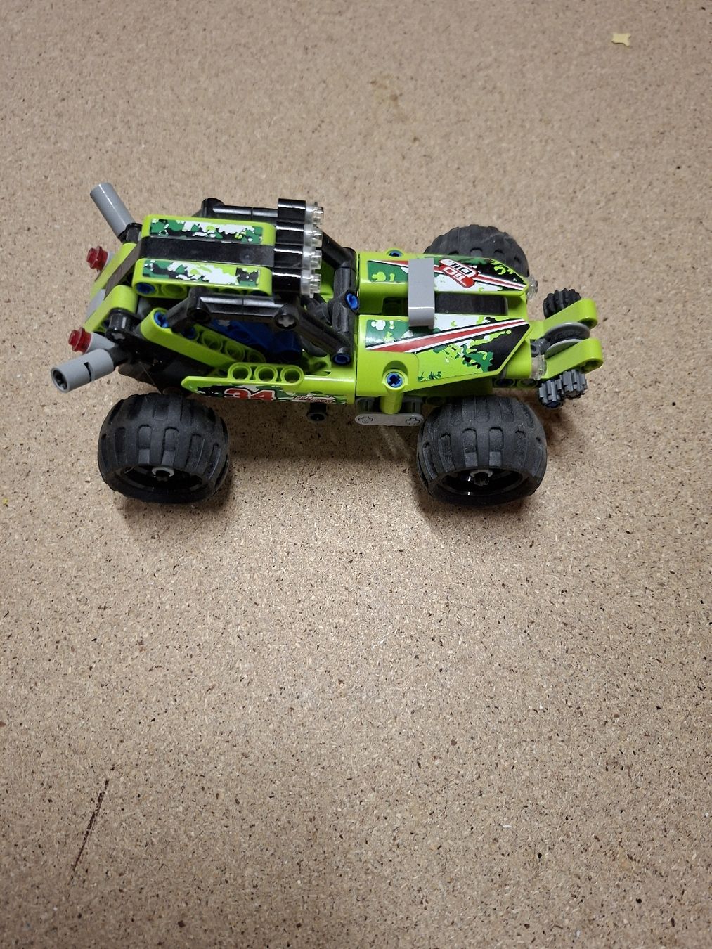 Lego Kit di costruzioni: Lego Technik Action Wüsten-Buggy 42027 – Usato da Büsserach venduto da Grenzstein 2
