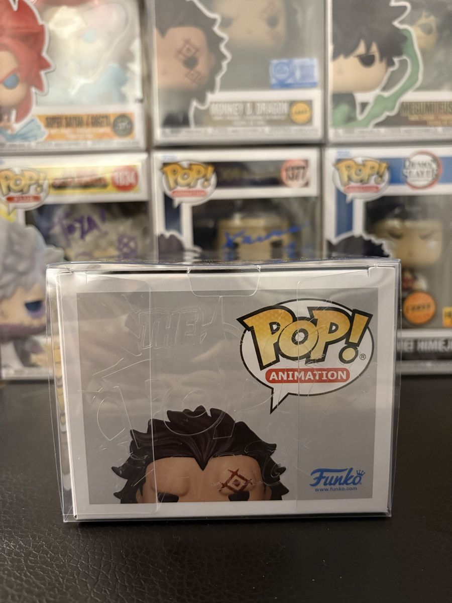 Funko Statuette: Funko Pop ! Monkey D. Dragon One Piece – Nuovo e nell'imballaggio originale da Alpnach Dorf venduto da Walsche 4