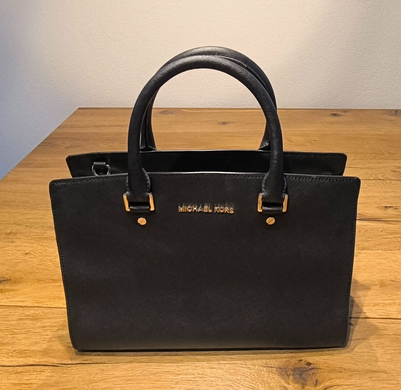 Michael Kors Taschen für Damen: Michael Kors Handtasche schwarz – Gebraucht aus Reinach BL von Thfc 3