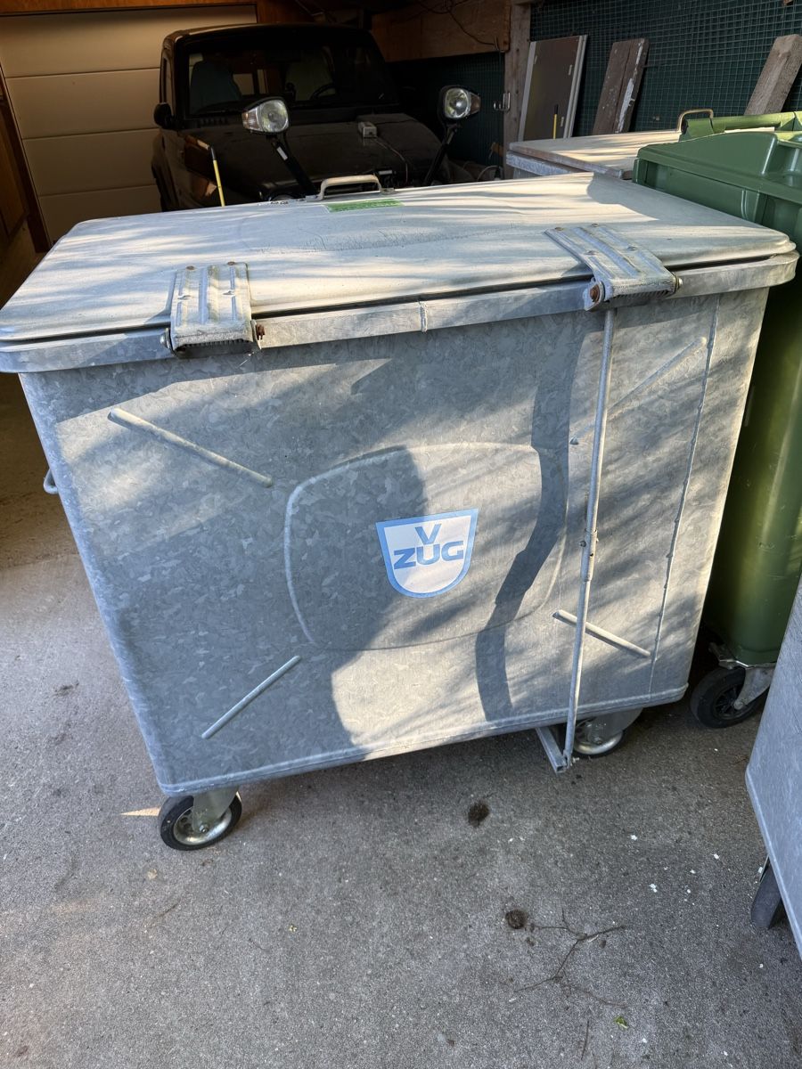 Autres articles bureau & commerces: Stahl Container 800 gebraucht – D'occasion à Russikon par Danielr5310
