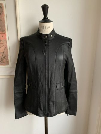 BOGNER: Neu/ungetragen - Schwarze Leder-Jacke, Lammnappa, 38