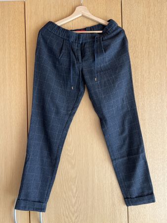 Schicke Damen Stoffhose Gr. 38 Marke St. Oliver