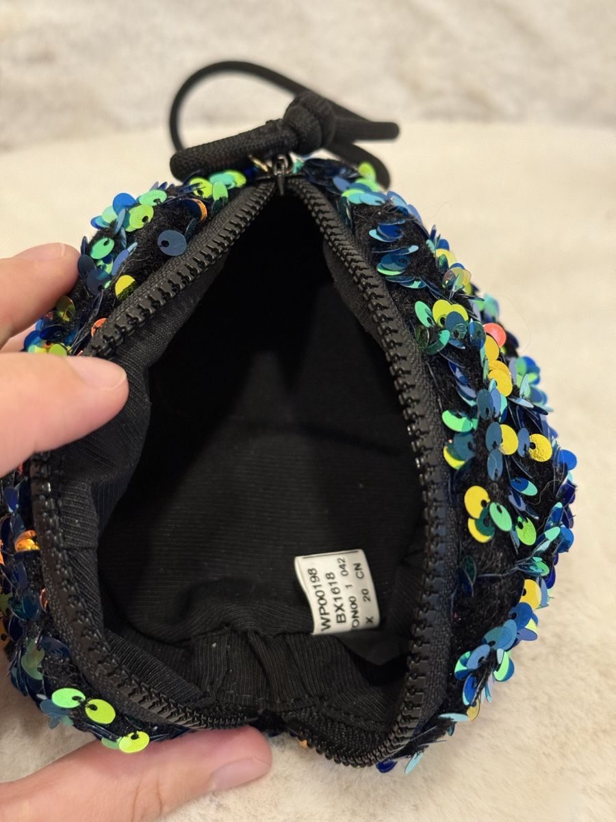 Furla Portamonete: Furla petit sac  à paillettes – Nuovo (secondo la descrizione) da Lausanne venduto da mar_2lwm 4