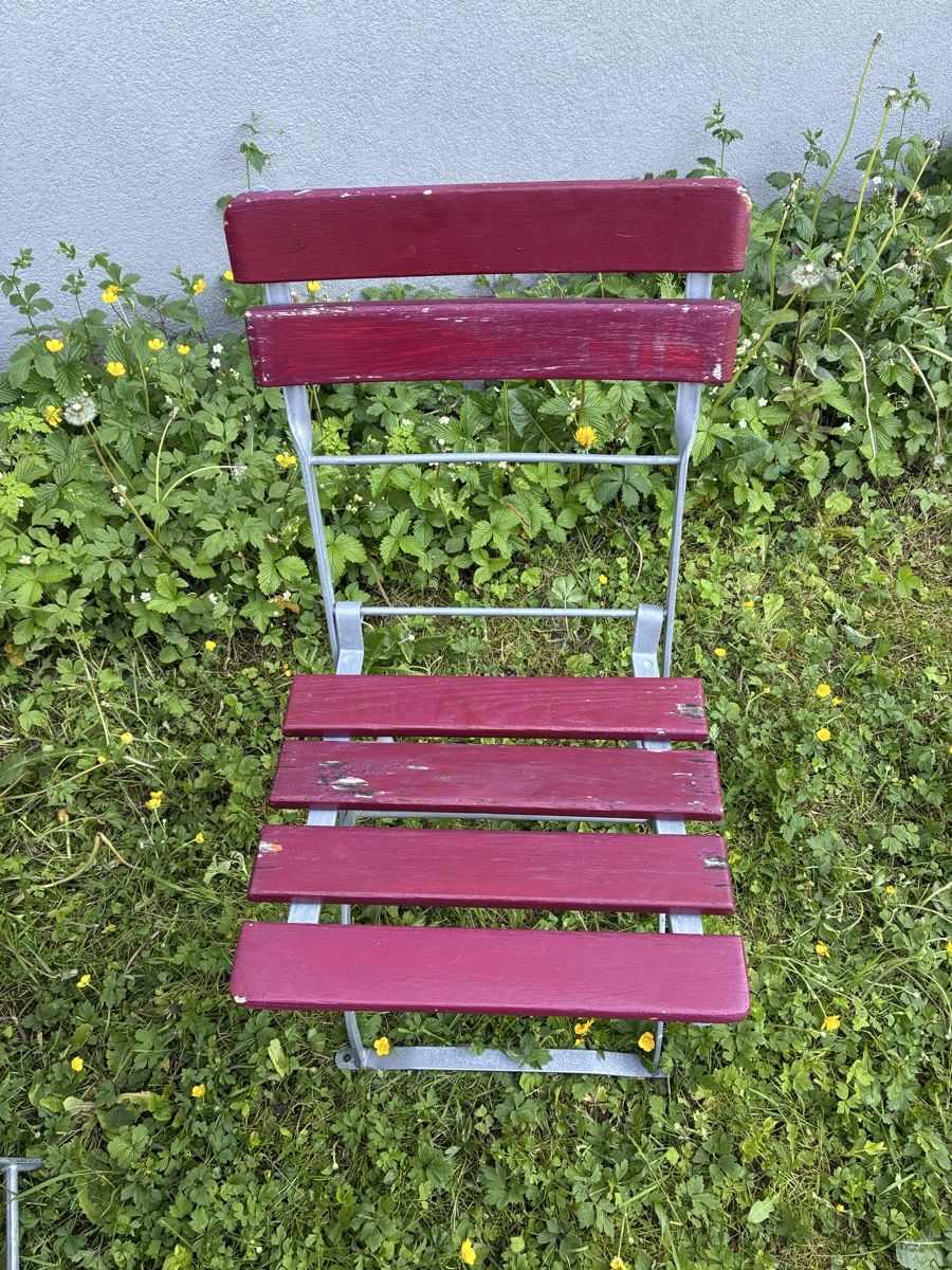 Set di tavolo e panche: Holzgartentisch mit Stühlen – Usato da St. Gallen venduto da DePf 3