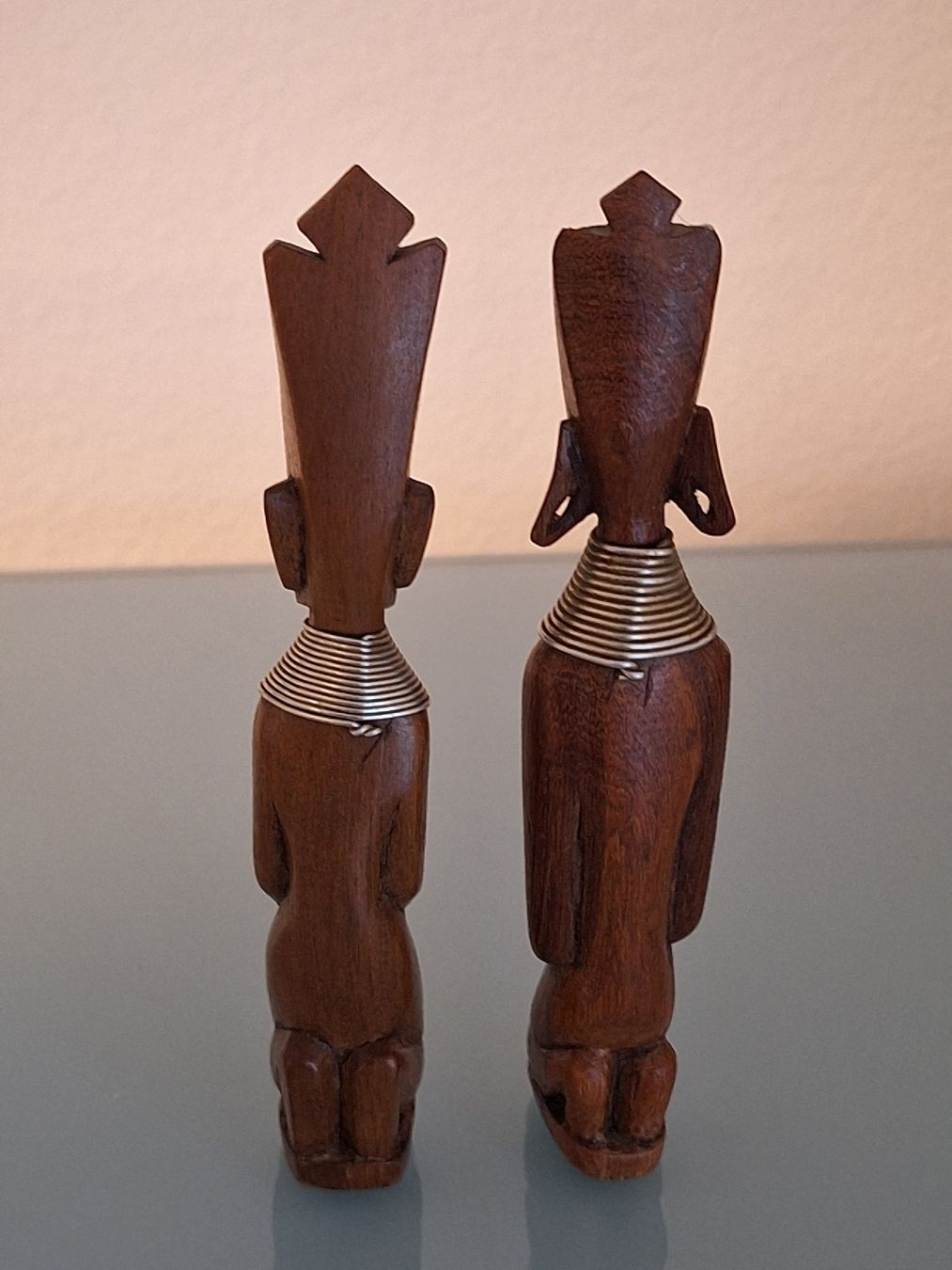 Figuren: Afrikanische Holzfiguren, Deko-Objekte, Top Zustand! – Gebraucht aus Winterthur von juszku 2