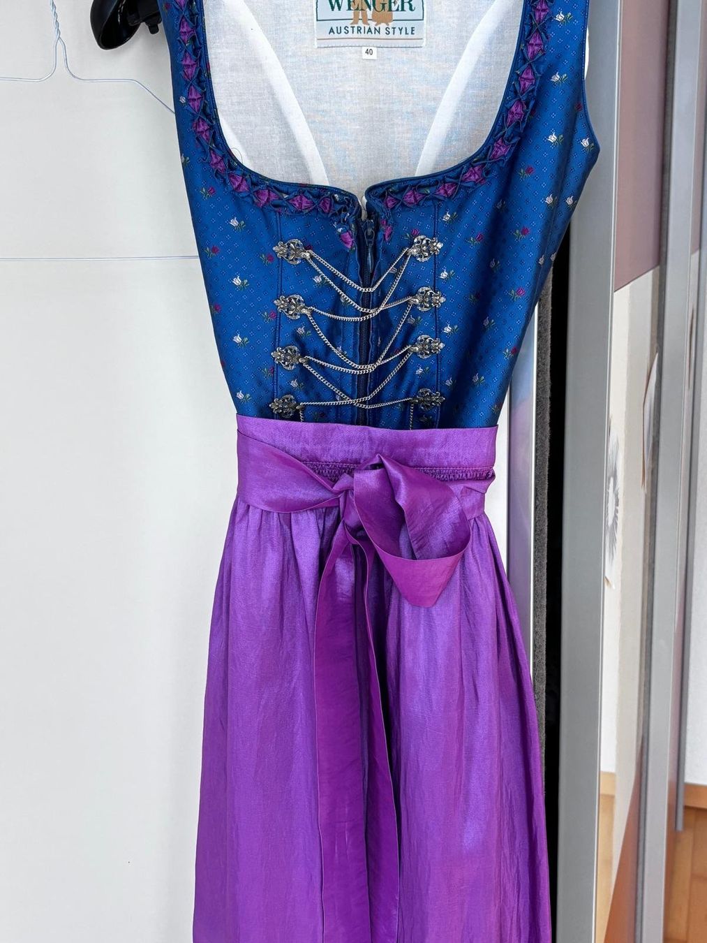 Kostüme: Dirndl – Neu (gemäss Beschreibung) aus Frenkendorf von Eggi74 2