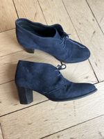 Elegant dark Blue Suede Ankle Boots, EU 38