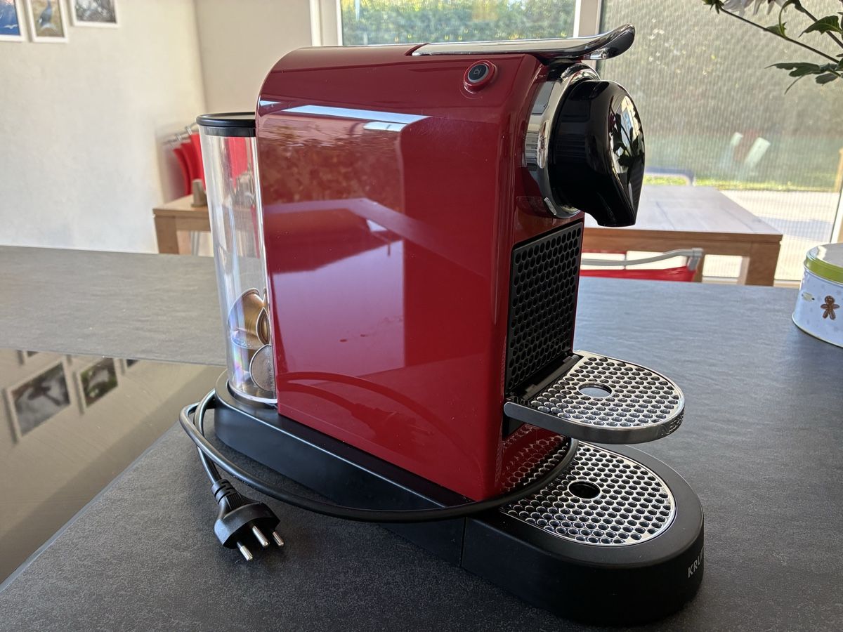 Krups Macchine per caffè & Macchine per espresso: Machine à café Krups Nespresso Citiz  – Nuovo e nell'imballaggio originale da Courgenay venduto da hertzogg