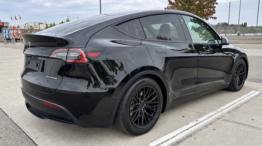 Autos: Tesla Model Y Long Range | Reber | Boost | 8-fach | AHK – D'occasion à Effretikon par Michael76 1