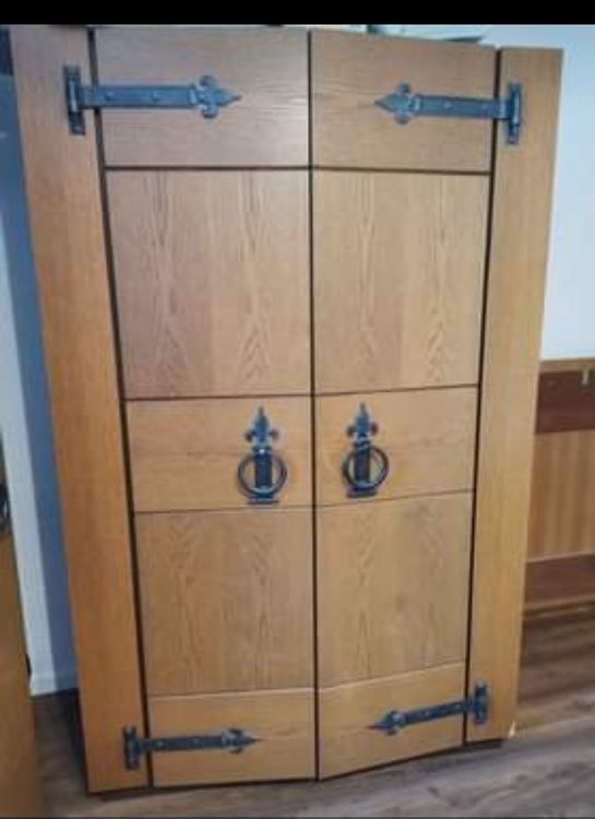 Armoire antiques Kaufen auf Ricardo