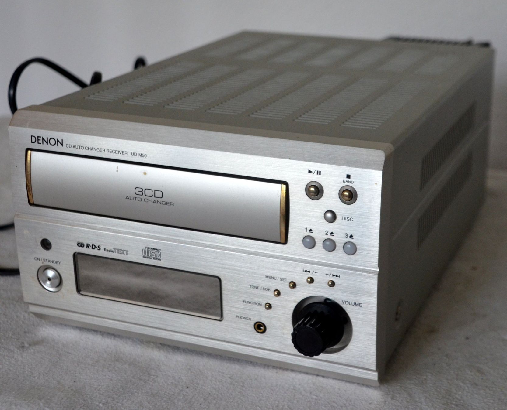 Denon Multimediaplayer & Streamer: Denon UD-M50 Stereoreceiver 3fach CD-Wechsler changeur 3CD – Gebraucht aus Collonges von arashee 1