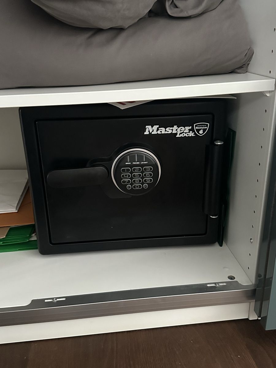 Casseforti: Safe deposit box – Usato da Zürich venduto da Miguel-Zurich
