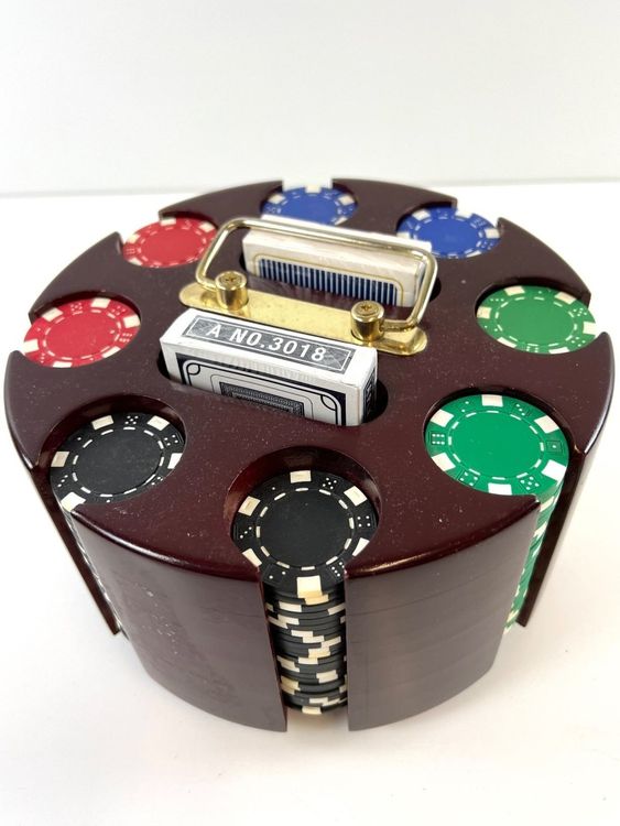 Vintage PokerChip Carousel Set (Karten und Chips) Kaufen auf Ricardo