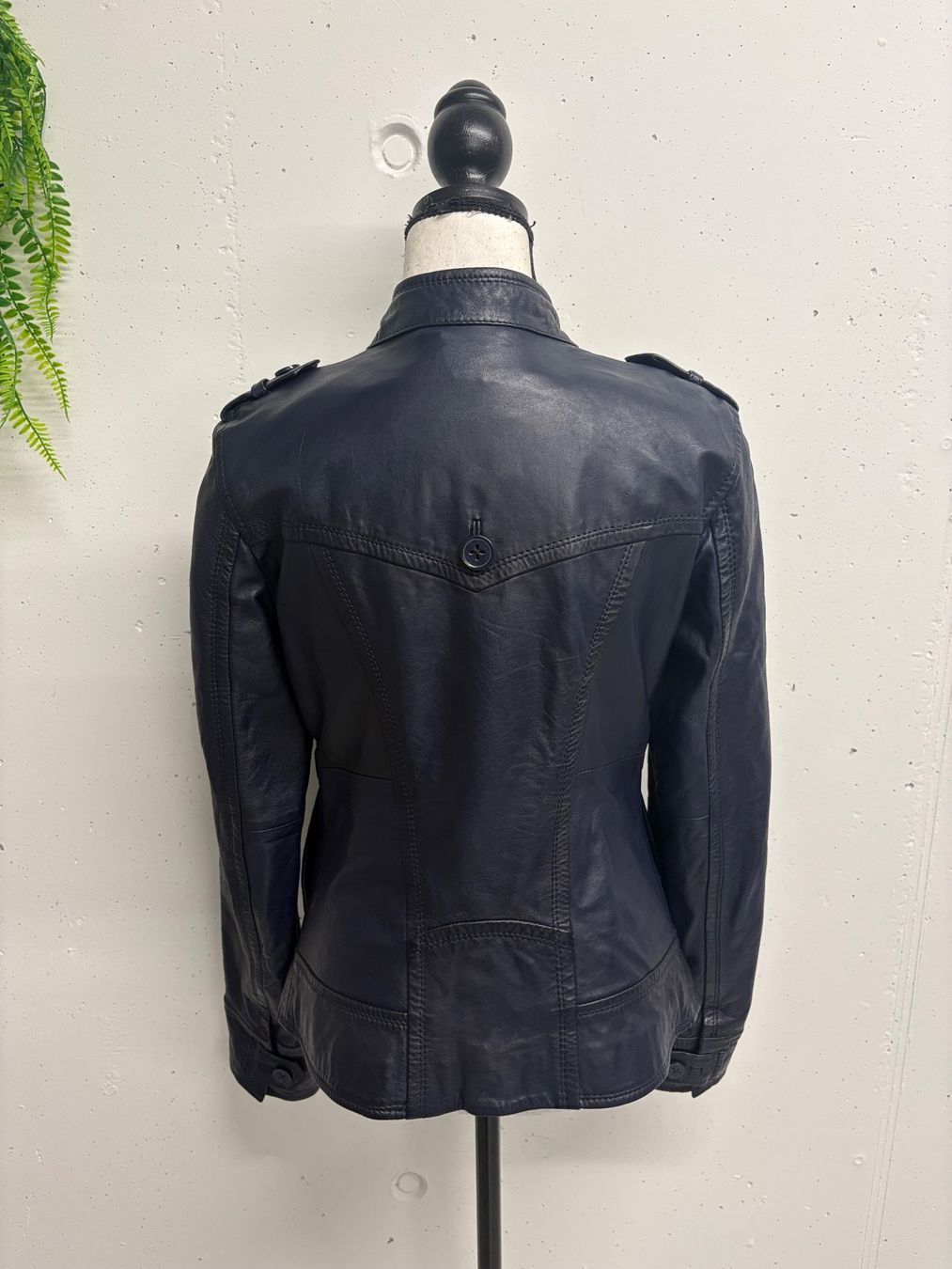 Esprit Giacche: EDC Esprit Lederjacke dunkelblau Gr. M – Nuovo (secondo la descrizione) da Regensdorf venduto da secondchancefashion 6