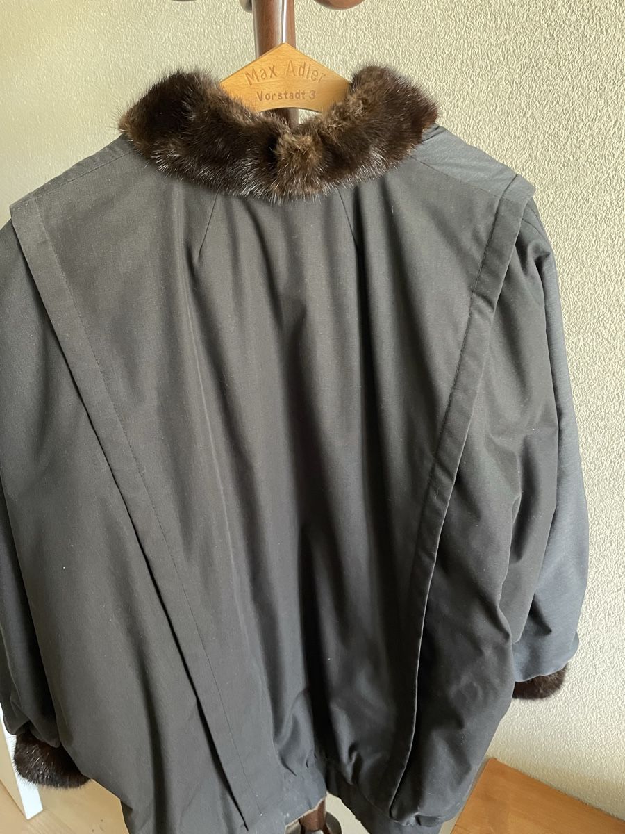 Giacche: Elegante Winterjacke mit Echtpelzbesatz – Usato da Münsingen venduto da Zirlen 2