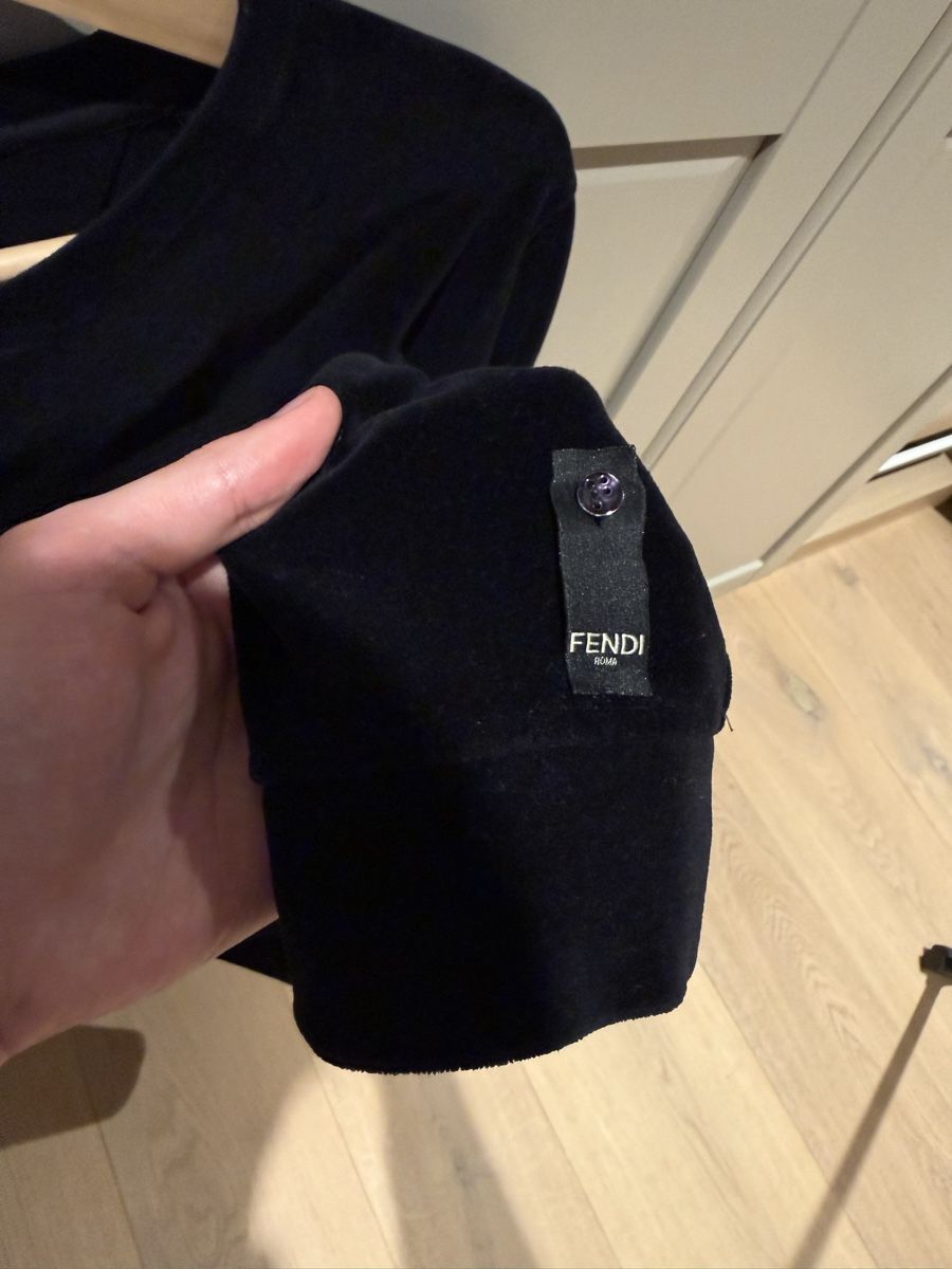 Fendi Maglioni & Felpe: Fendi Sweater – Usato da Zürich venduto da 012_5fr8 2
