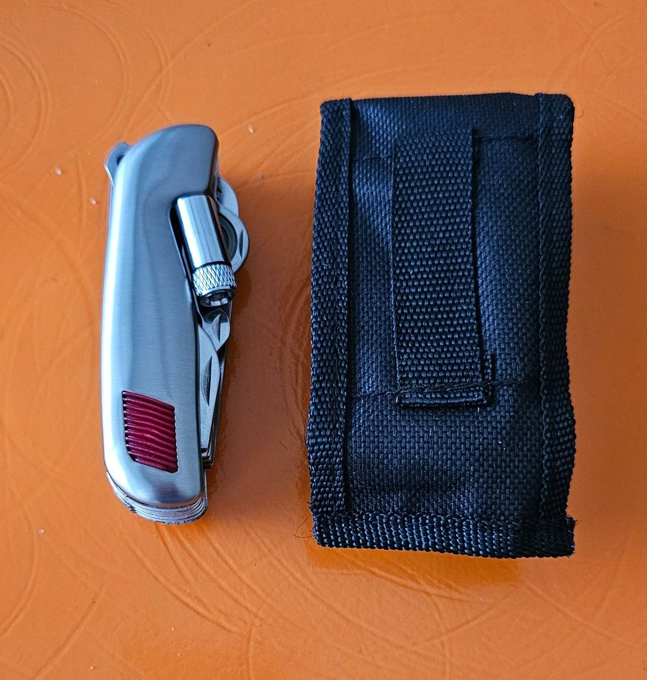 Taschenmesser: ✅Multifunktionsmesser mit LED und Etui📌 – Neu (gemäss Beschreibung) aus Kreuzlingen von UAE 4