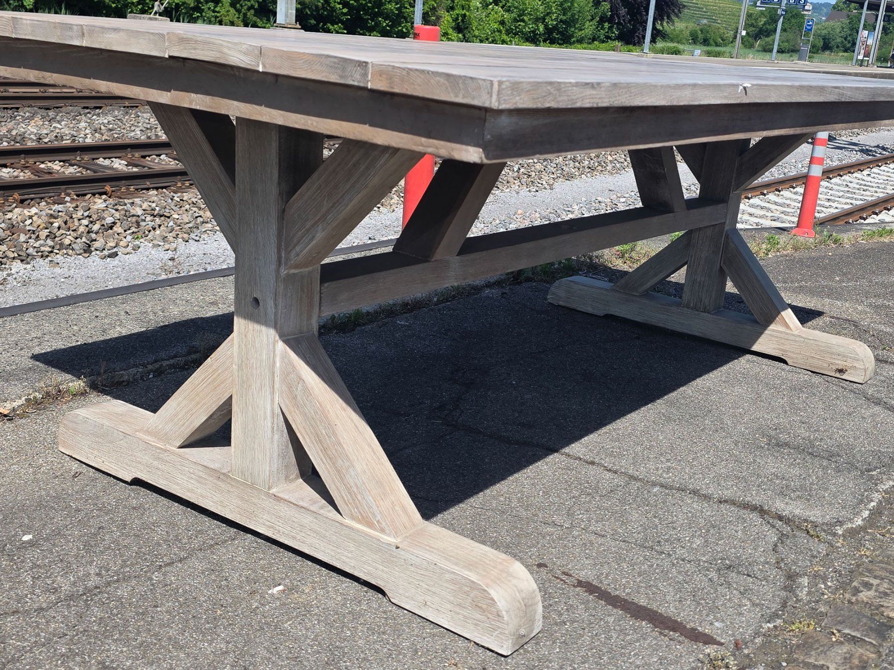 Tavoli: Gartentisch Massivholz - gross, rustikal - Ref. 05/56 – Usato da Au ZH venduto da BrockiAu 5
