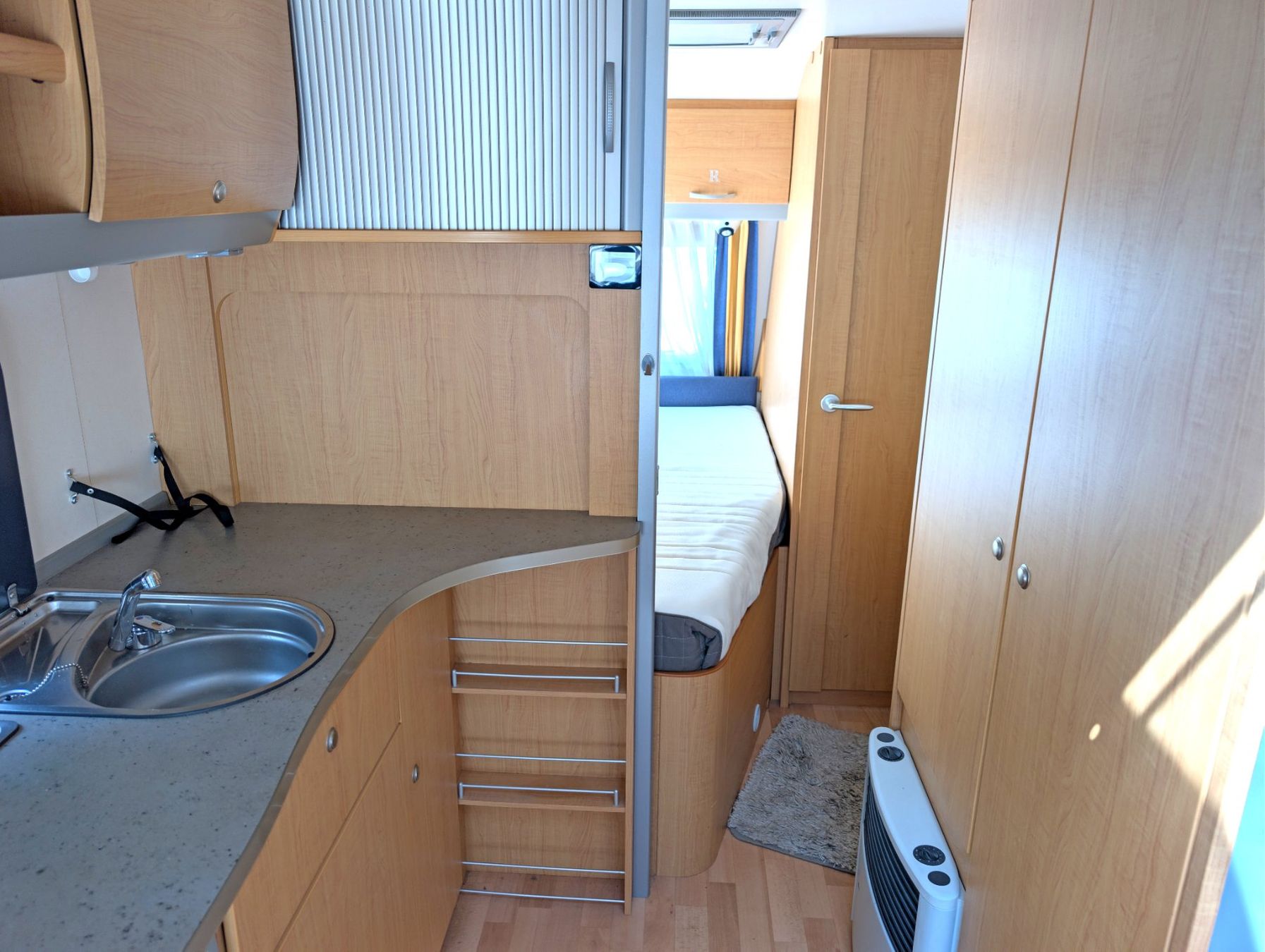 Knaus Veicoli da campeggio: Wohnwagen Knaus 500 – Usato da Winterthur venduto da MCW 4