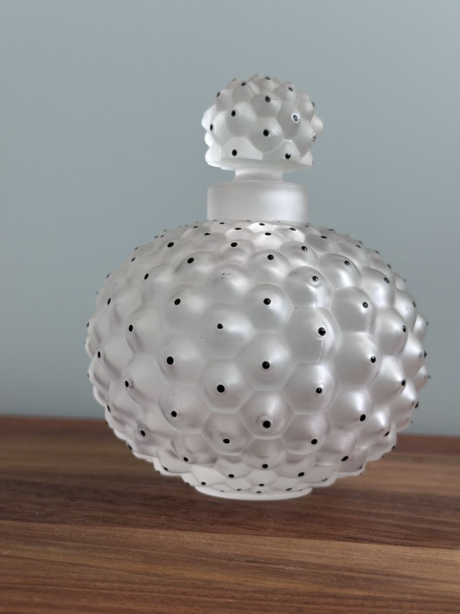 Lalique Flaconi: Lalique perfume bottle – Usato da Zürich venduto da Ddechkovd