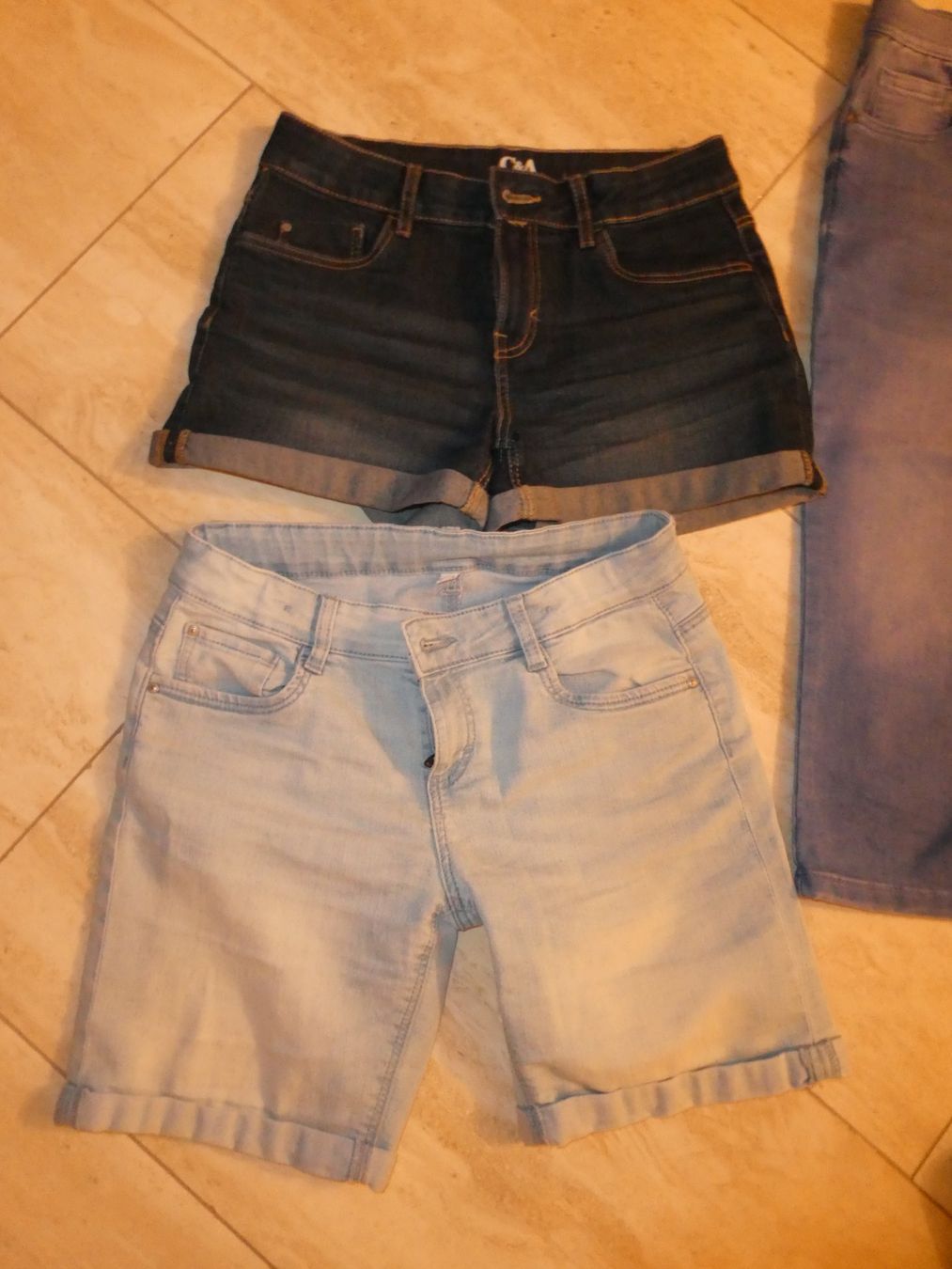 Kleiderpakete & -sets: Jeans Hosen Shorts Paket – Gebraucht aus Mels von KOSL 1
