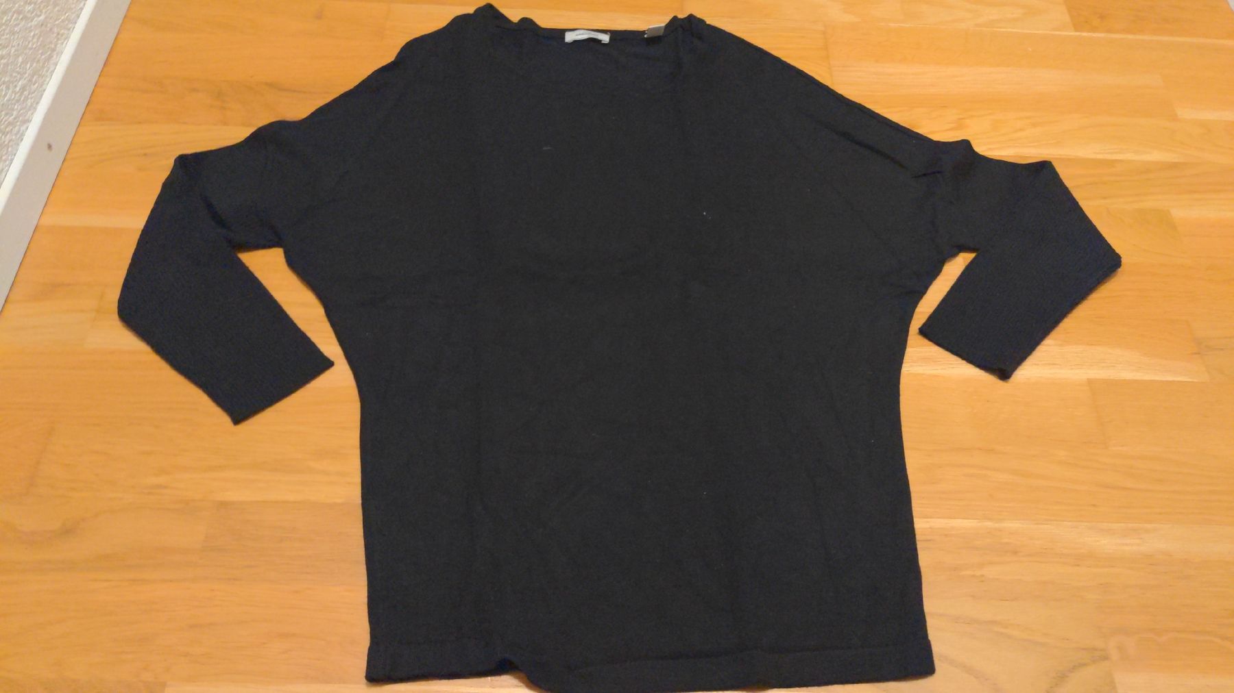 Maglioni & Felpe: Strickpullover Set, Grösse M, schwarz und dunkelblau Spitze – Usato da Sutz venduto da Rawypp 1