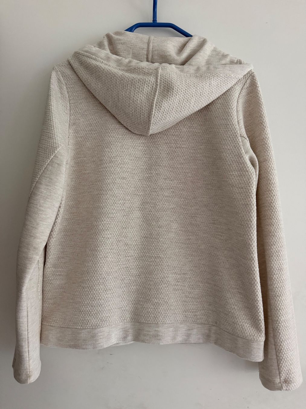 Tom Tailor Jacken: Tom Tailor Sweatjacke mit Kapuze – Gebraucht aus Rothenfluh von hegy 1