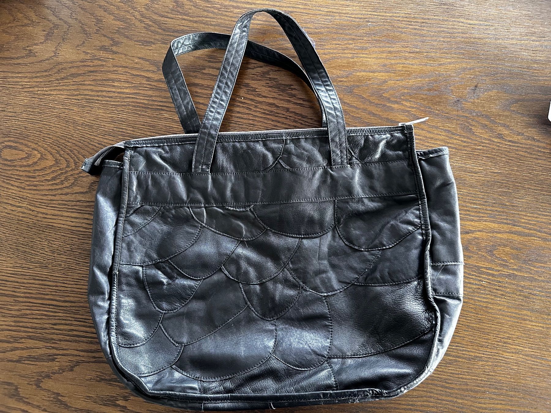 Borse da donna: Schwarze Vintage-Handtasche – Usato da Haldenstein venduto da enie123