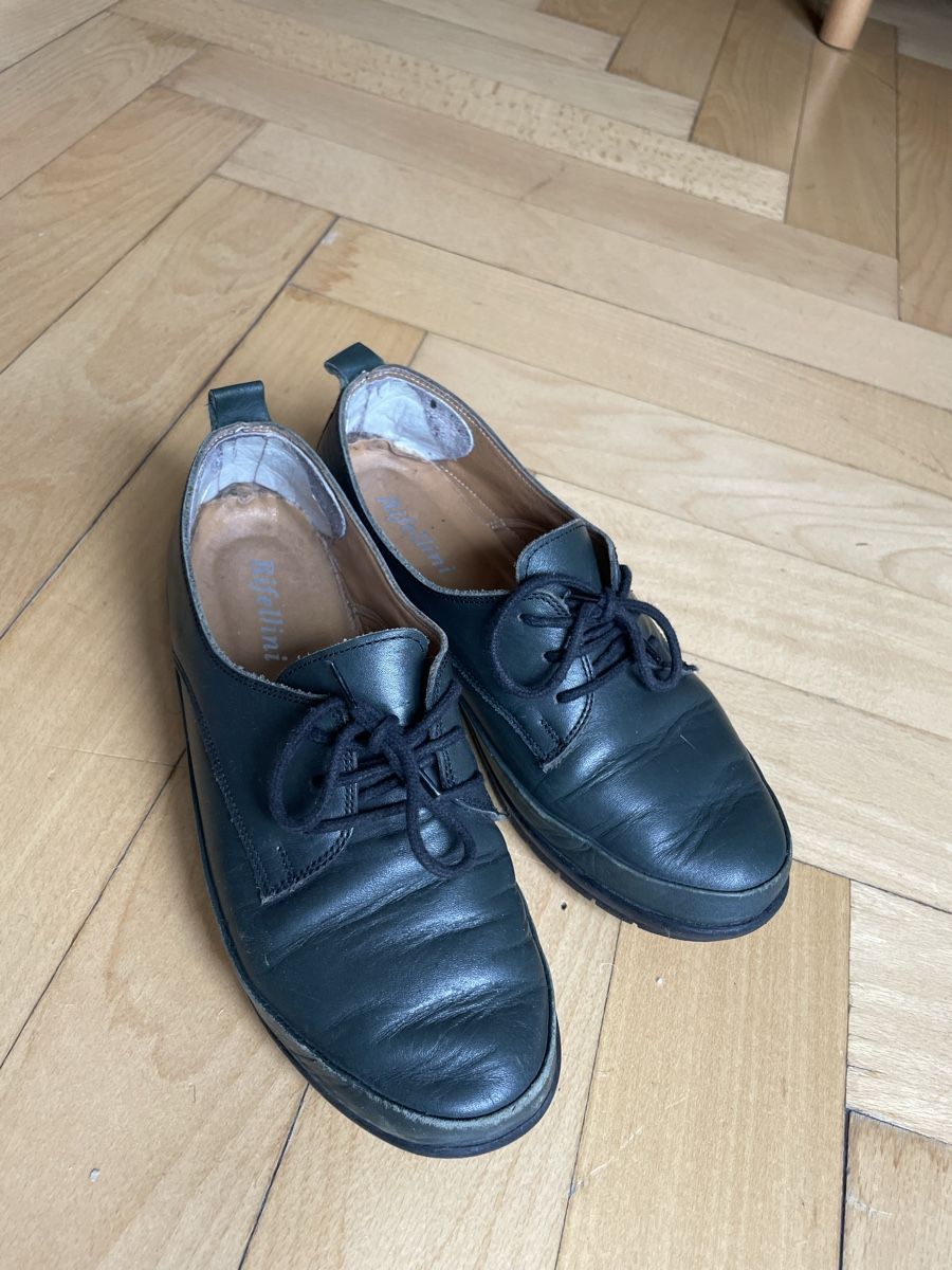 Scarpe da donna: Grüne Leder-Loafer – Usato da Zürich venduto da sam_hcd6 2