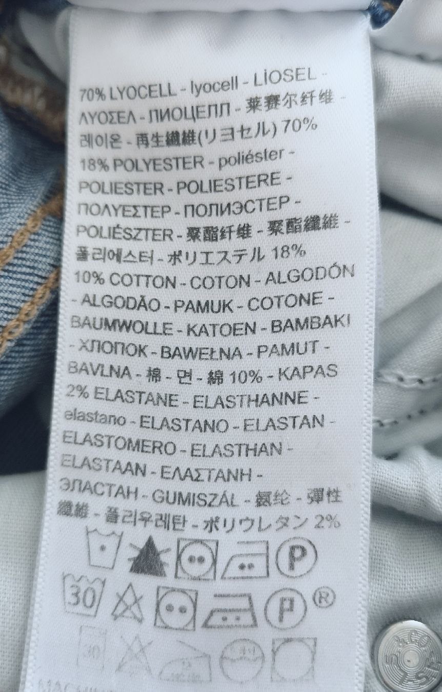 Levi's Jeans: Levi's 725 High Rise Bootcut W27 L34 – Usato da Niederbipp venduto da kevintifu20 3