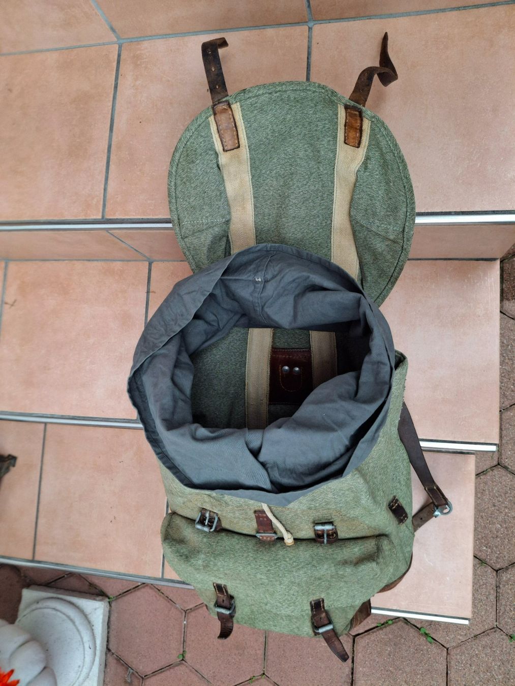 Schweizer Armee Rucksäcke: Schweizer Militär Rucksack 1963 – Gebraucht aus Buochs von jom_6cbl 3