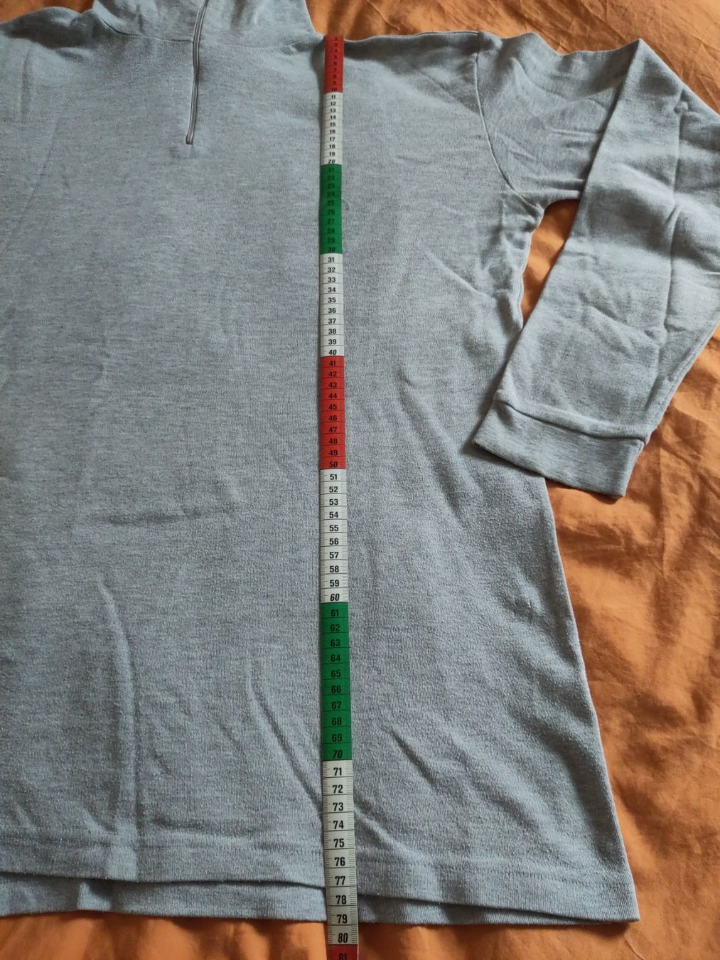 T-shirt: Rollkragen Shirt – Usato da Balsthal venduto da oli74 2
