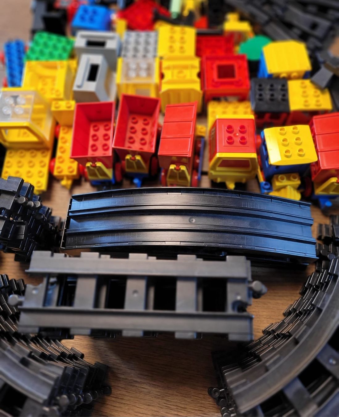 Lego Spielzeuge: LEGO DUPLO Eisenbahn Set – Gebraucht aus Sonceboz-Sombeval von ter_9rc5 7