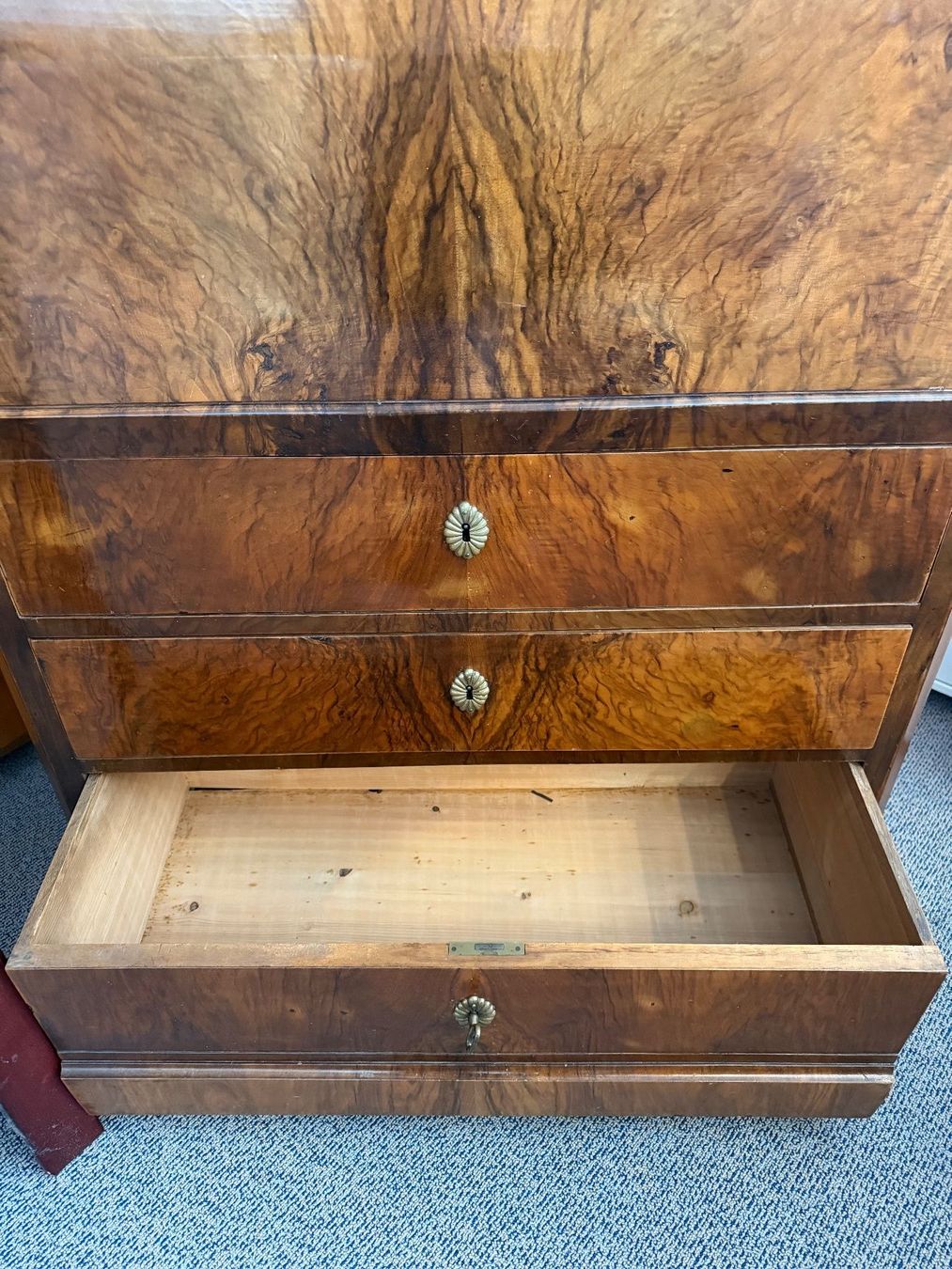 Articoli in legno: Kommode aus Holz- wunderschönes Einzelstück! – Usato da Gümligen venduto da Brocki-Reimal-Stift 2