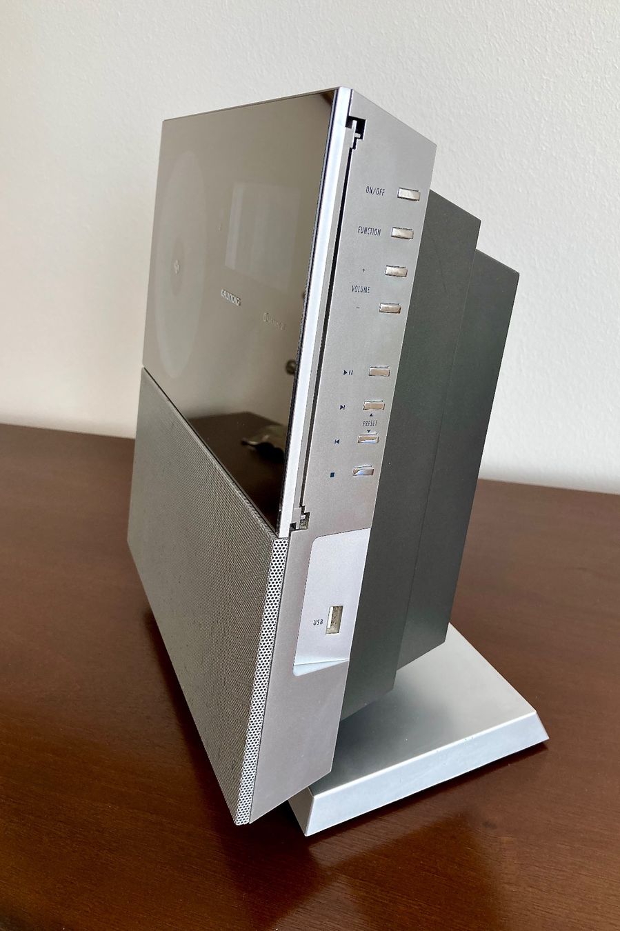 Grundig Radio: Musiksystem Grundig Ovation 2 CDS 7000 DEC – Usato da Zug venduto da HLECH 5