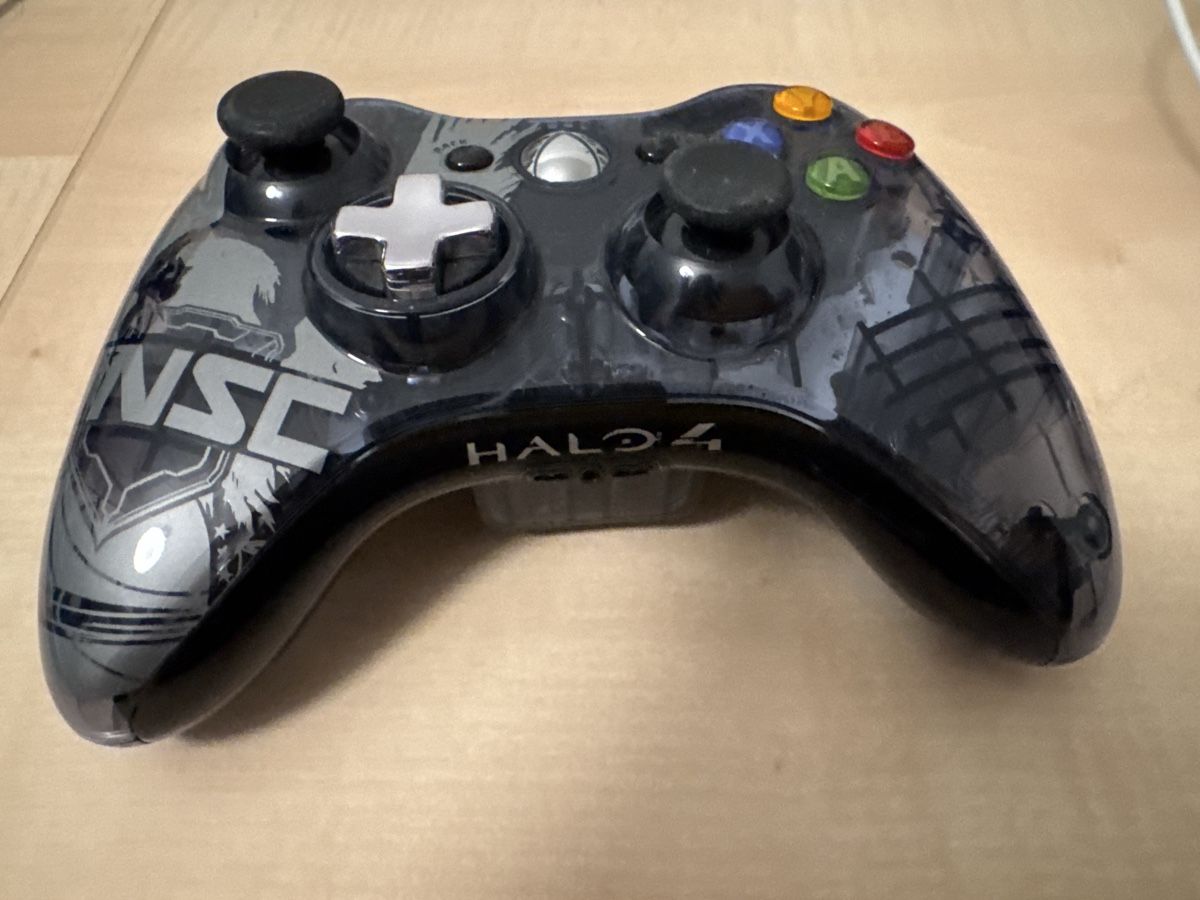 Microsoft Controller: Xbox 360 Halo 4 Controller - Top Zustand, Selten! – Gebraucht aus Arisdorf von comestibles