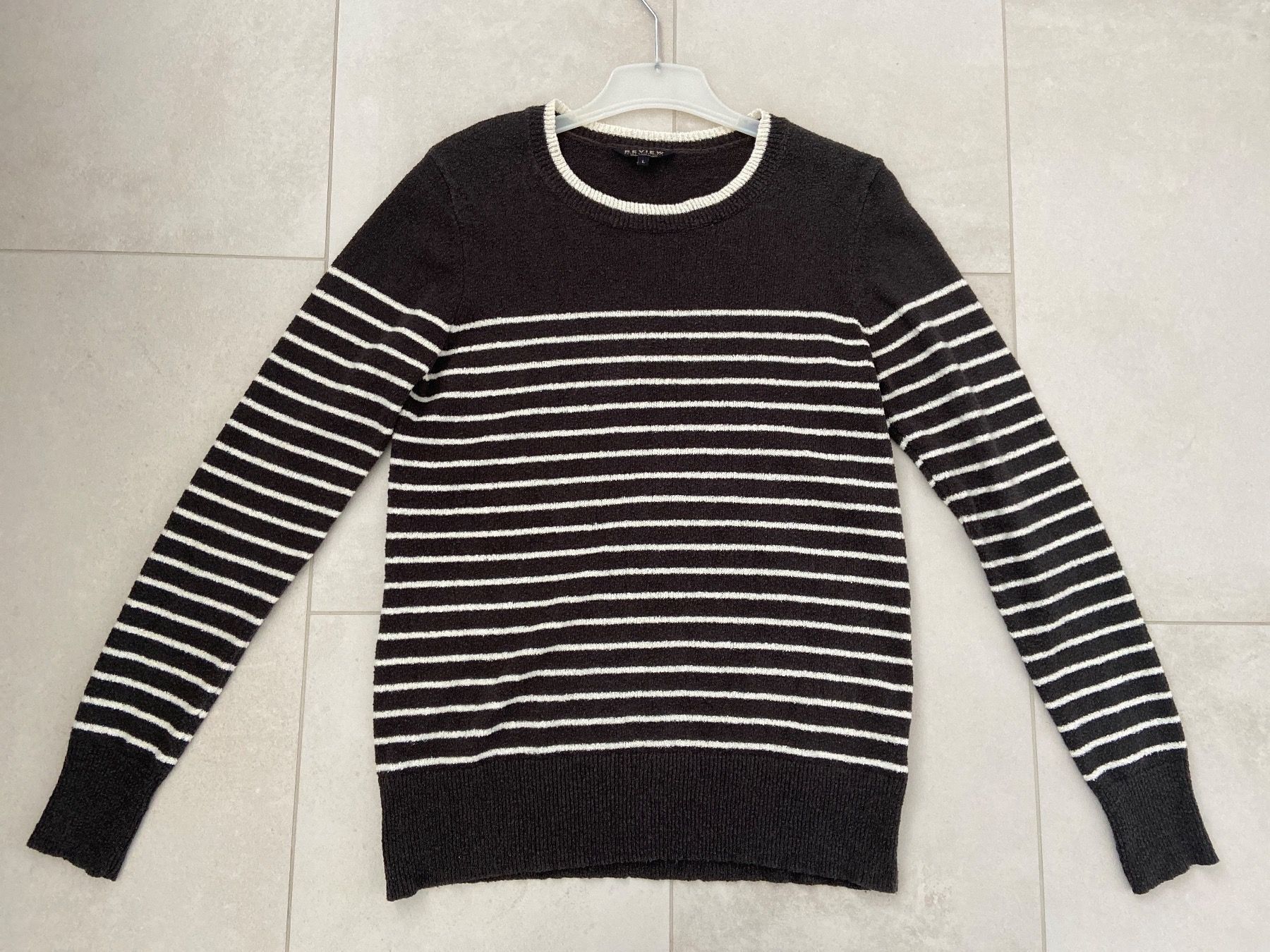 Maglioni & Felpe: Dünner Damen Pullover grau / weiss gestreift – Usato da Zug venduto da Hehe
